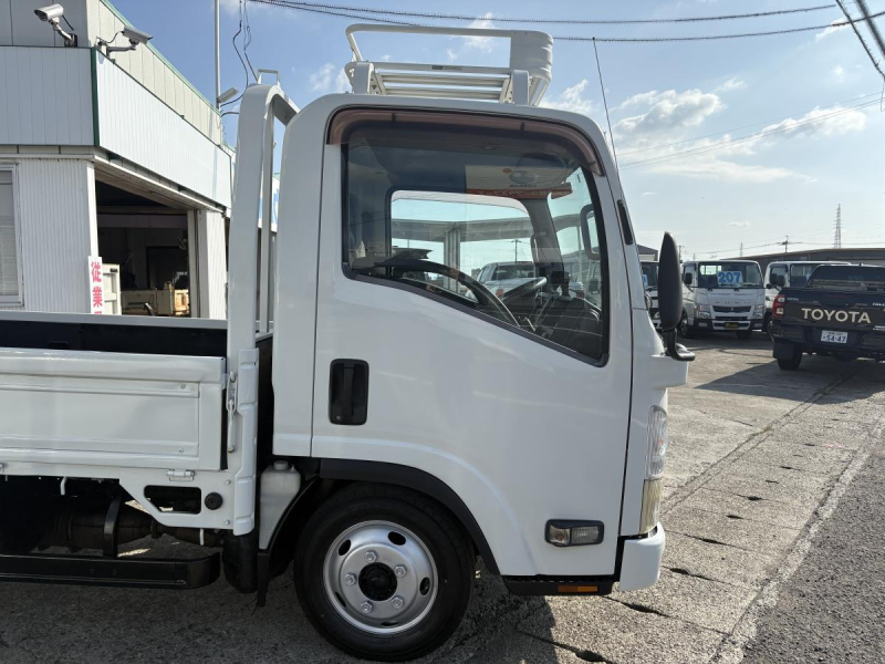 H25 タイタン　2t　ワイドロング|中古トラックの販売・買取・査定のアイナビ