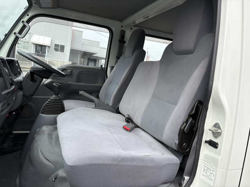 H27　タイタン　Wキャブ　4WD|中古トラックの販売・買取・査定のアイナビ