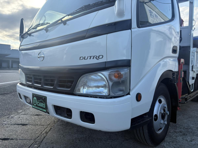 H17　デュトロ　2t　3段クレーン付|中古トラックの販売・買取・査定のアイナビ