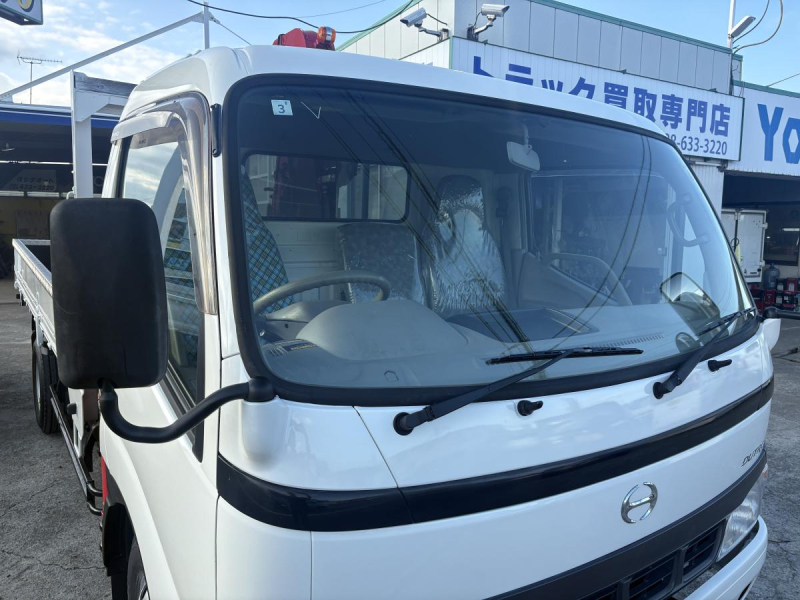 H17　デュトロ　2t　3段クレーン付|中古トラックの販売・買取・査定のアイナビ
