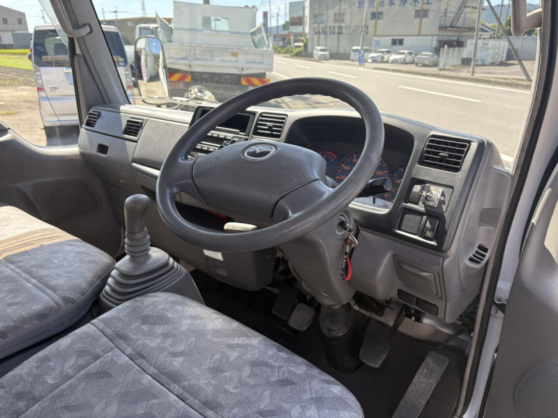 H17 タイタンダッシュ　1.35t　ダンプ|中古トラックの販売・買取・査定のアイナビ