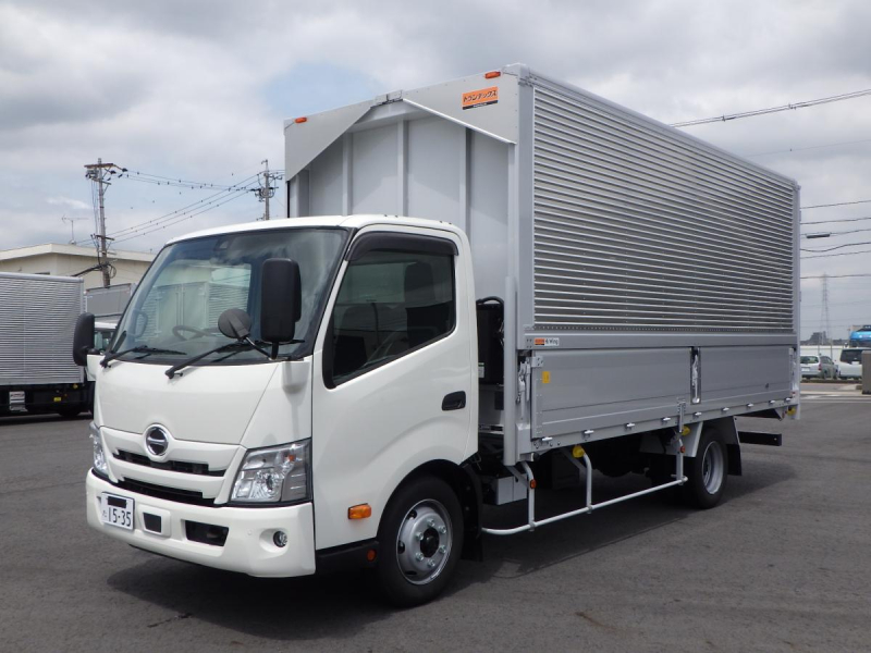 未使用車 ワイド超ロング 全低床 積載3.45t 車輌総重量7,425kg|中古トラックの販売・買取・査定のアイナビ
