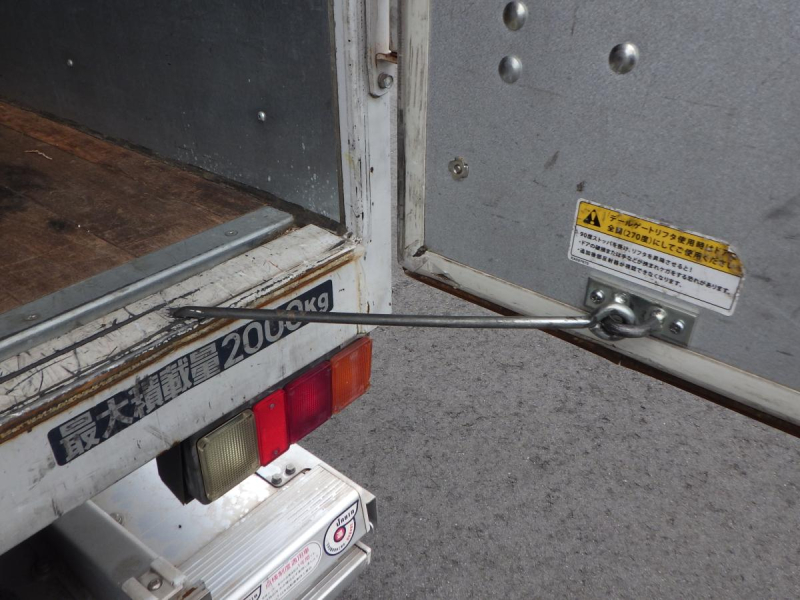 標準ロング　格納ゲート　高床　積載2t　AT　車輌総重量5,615kg|中古トラックの販売・買取・査定のアイナビ