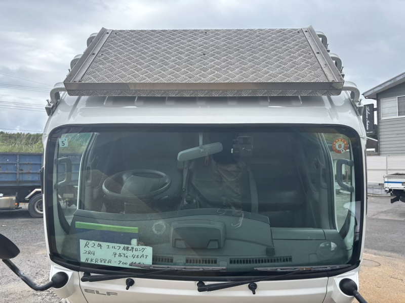 エルフ　標準ロング平ボディー　積載4000kg　AT車|中古トラックの販売・買取・査定のアイナビ
