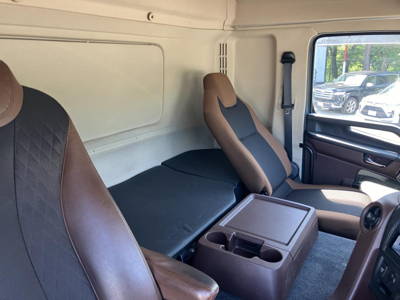 R4 プロフィア ワンオーナー 菱重サブエンジン -35℃設定 買取車|中古トラックの販売・買取・査定のアイナビ