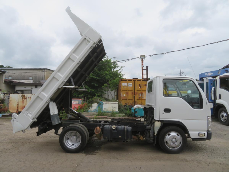 車検付低走行エルフ4NO小型 車輛総重量5t未満 極東2t低床ダンプ|中古トラックの販売・買取・査定のアイナビ