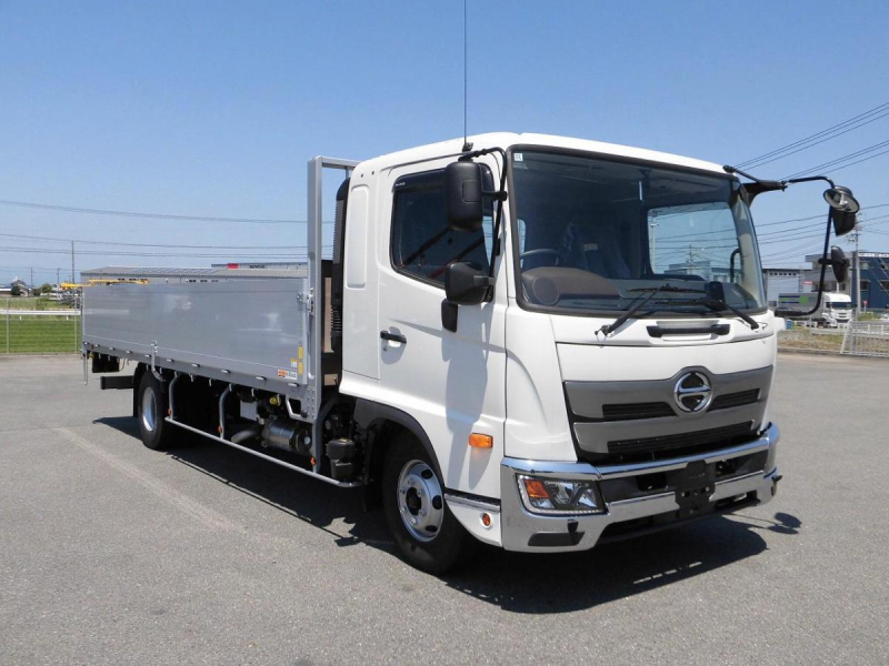 令和7年　日野    未使用車　アルミ平　エアサス　6.2ワイド|中古トラックの販売・買取・査定のアイナビ