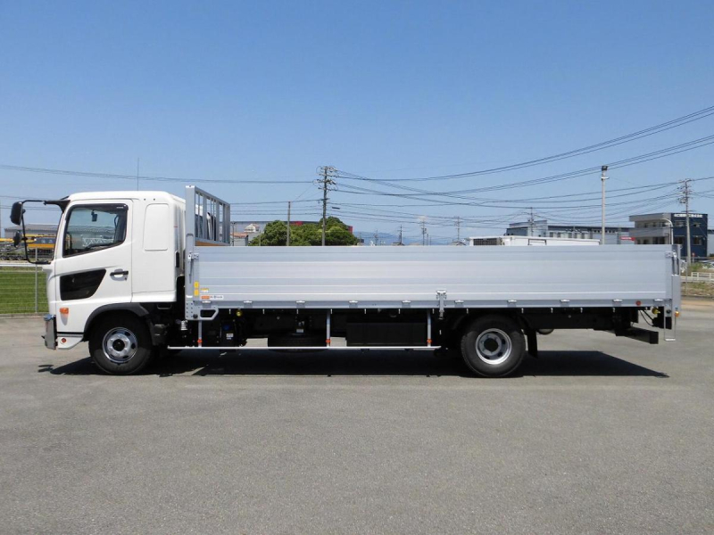 令和7年　日野    未使用車　アルミ平　エアサス　6.2ワイド|中古トラックの販売・買取・査定のアイナビ