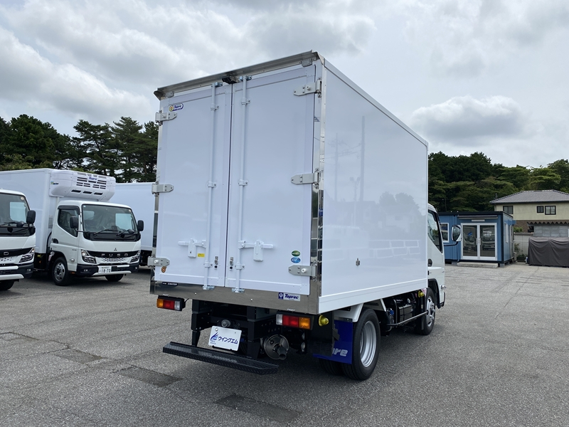 キャンター　標準10尺　-30℃設定　サイドドア付　ラッシング1段　積載2,000㎏　DUONIC|中古トラックの販売・買取・査定のアイナビ