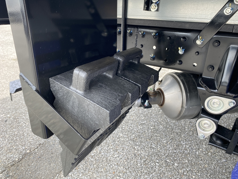 キャンター　標準10尺　-30℃設定　サイドドア付　ラッシング1段　積載2,000㎏　DUONIC|中古トラックの販売・買取・査定のアイナビ