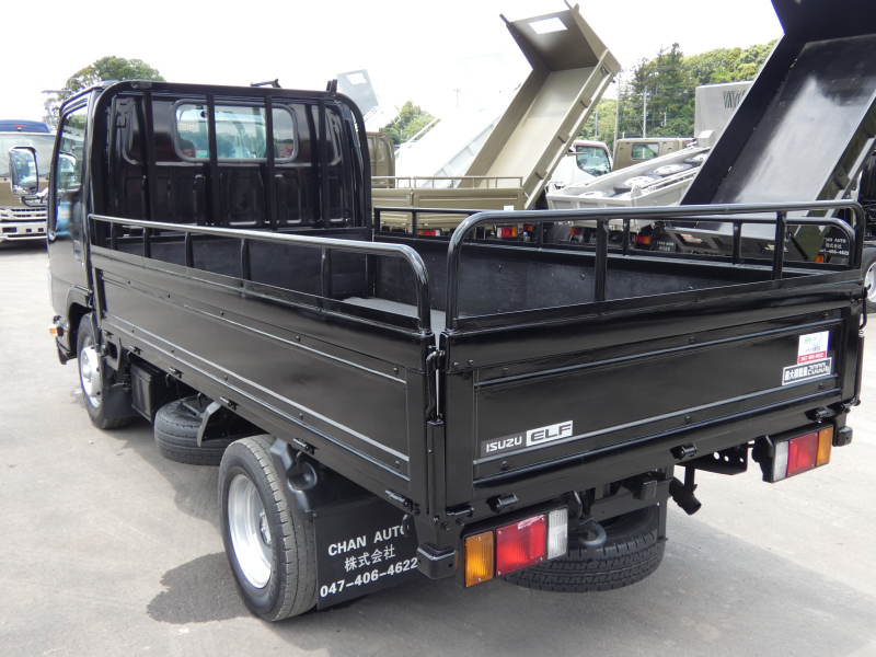 H30　2トン 平ボディ マニュアル　260601|中古トラックの販売・買取・査定のアイナビ