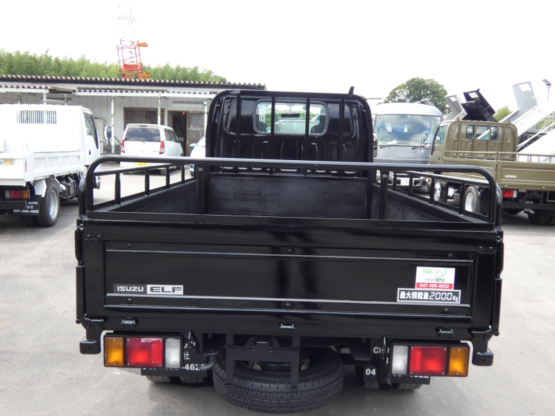 H30　2トン 平ボディ マニュアル　260601|中古トラックの販売・買取・査定のアイナビ