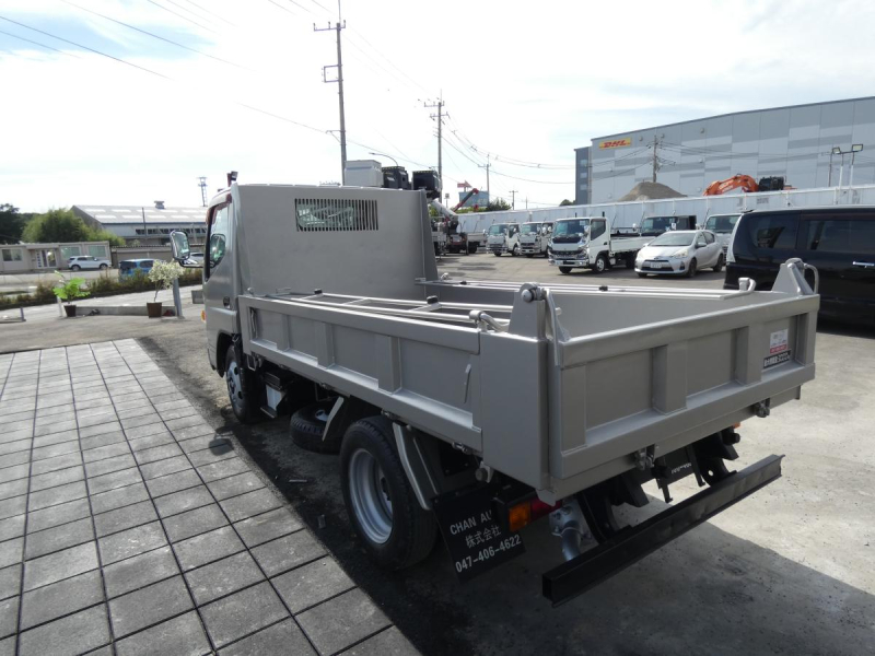 H30　3トン　ダンプ　マニュアル　ETC 260708|中古トラックの販売・買取・査定のアイナビ