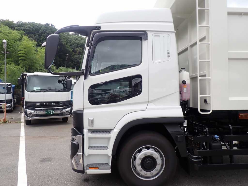 新明和　25t　ハイルーフ　深ダンプ　35立米　スウェーデン鋼|中古トラックの販売・買取・査定のアイナビ