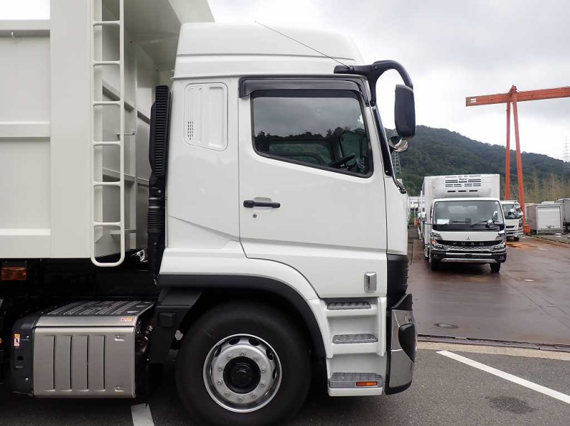 新明和　25t　ハイルーフ　深ダンプ　35立米　スウェーデン鋼|中古トラックの販売・買取・査定のアイナビ