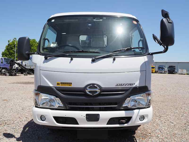 日野 デュトロ 極東開発工業 塵芥車 プレス式パッカー|中古トラックの販売・買取・査定のアイナビ