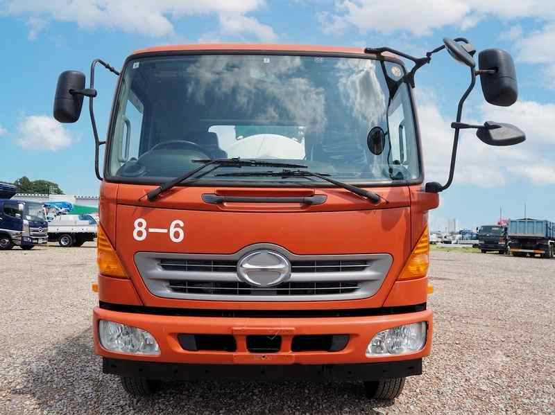 日野レンジャー ミキサー車 カヤバ製 3.2立米 生コン ミキサー車|中古トラックの販売・買取・査定のアイナビ