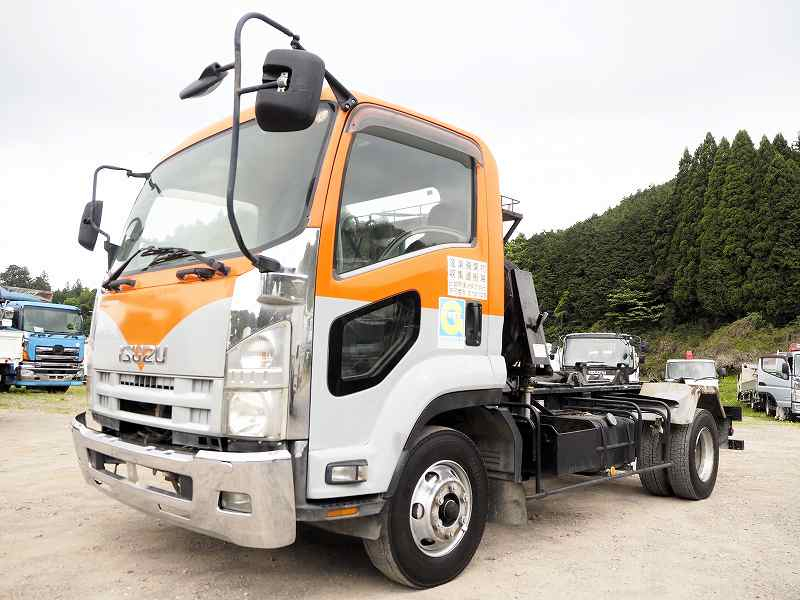 いすゞ フォワード コンテナ車 ツインホイスト アームロール|中古トラックの販売・買取・査定のアイナビ