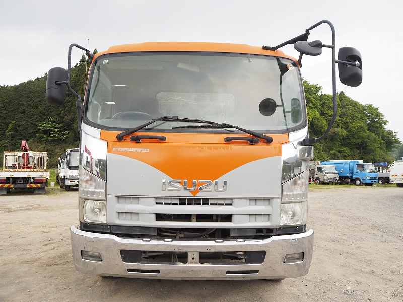 いすゞ フォワード コンテナ車 ツインホイスト アームロール|中古トラックの販売・買取・査定のアイナビ