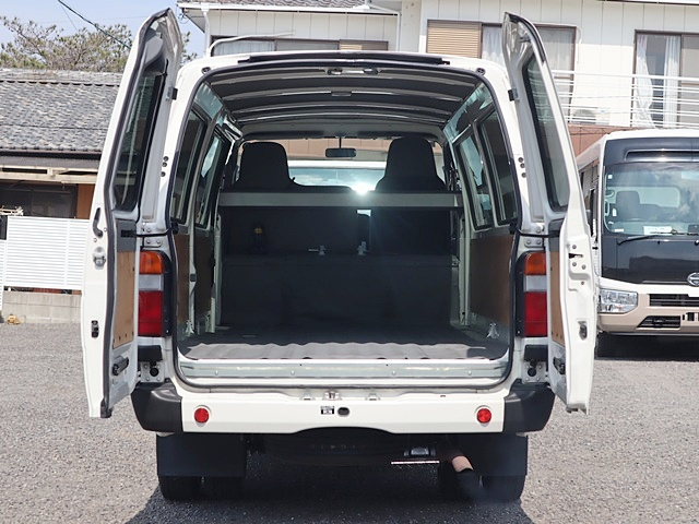 積載1250Kg　ルートバン　左スライドドア　4ドア|中古トラックの販売・買取・査定のアイナビ