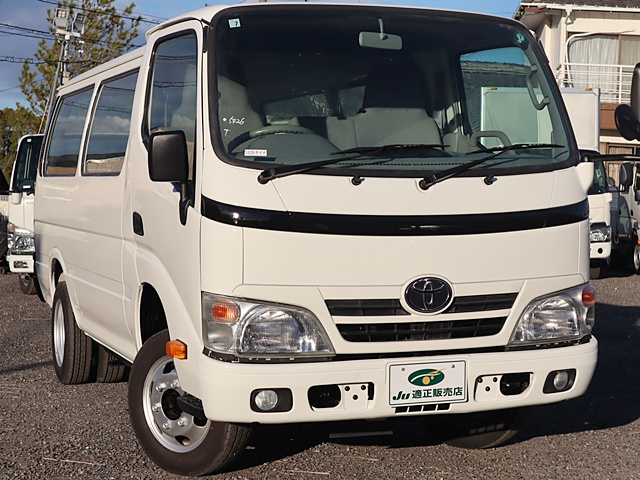 ルートバン 積載1250KG　車両総重量3425Kg|中古トラックの販売・買取・査定のアイナビ