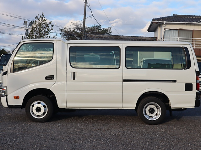 ルートバン 積載1250KG　車両総重量3425Kg|中古トラックの販売・買取・査定のアイナビ