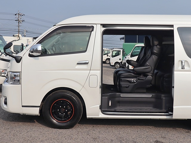 ファインテックツアラーGLビジネス送迎車|中古トラックの販売・買取・査定のアイナビ