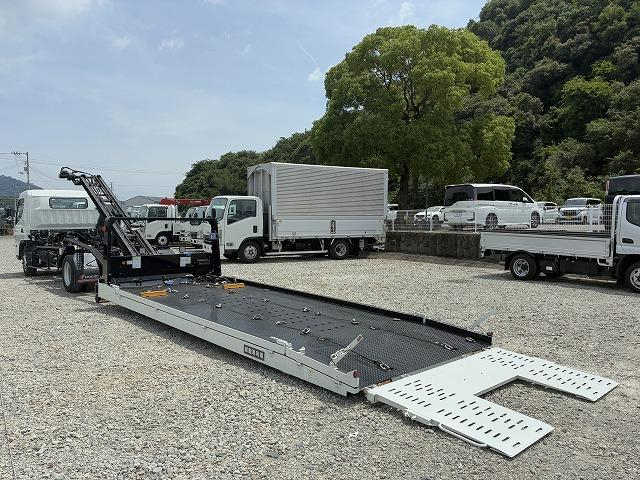 三菱ふそう 特殊車両 キャンター|中古トラックの販売・買取・査定のアイナビ
