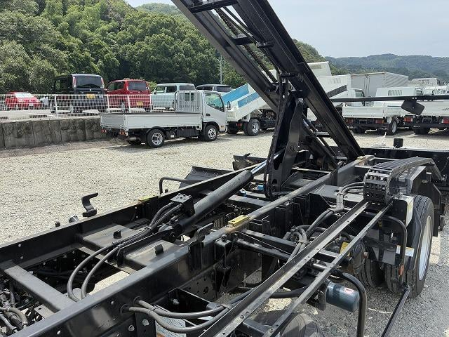 三菱ふそう 特殊車両 キャンター|中古トラックの販売・買取・査定のアイナビ