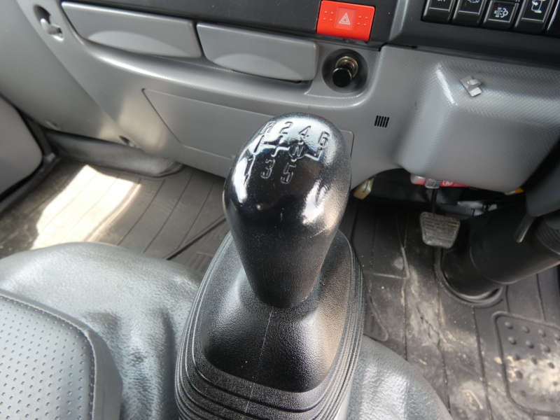 H30 高所作業車　マニュアル　電動ミラー　バックカメラ　260609|中古トラックの販売・買取・査定のアイナビ