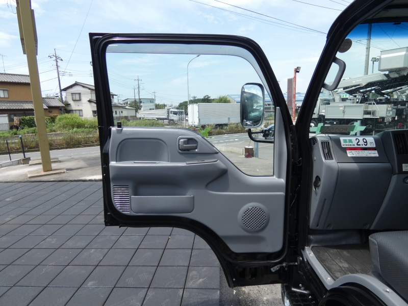 H30 高所作業車　マニュアル　電動ミラー　バックカメラ　260609|中古トラックの販売・買取・査定のアイナビ