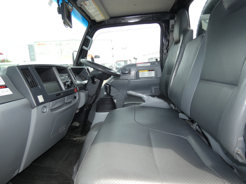 H30 高所作業車　マニュアル　電動ミラー　バックカメラ　260609|中古トラックの販売・買取・査定のアイナビ