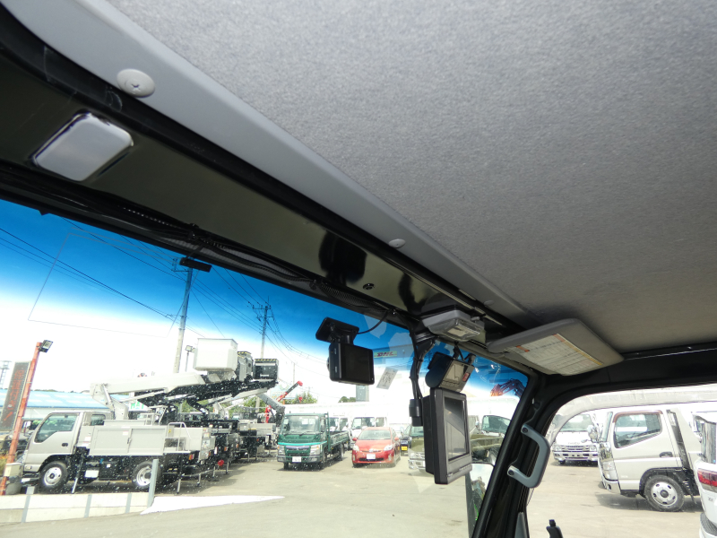 H30 高所作業車　マニュアル　電動ミラー　バックカメラ　260609|中古トラックの販売・買取・査定のアイナビ