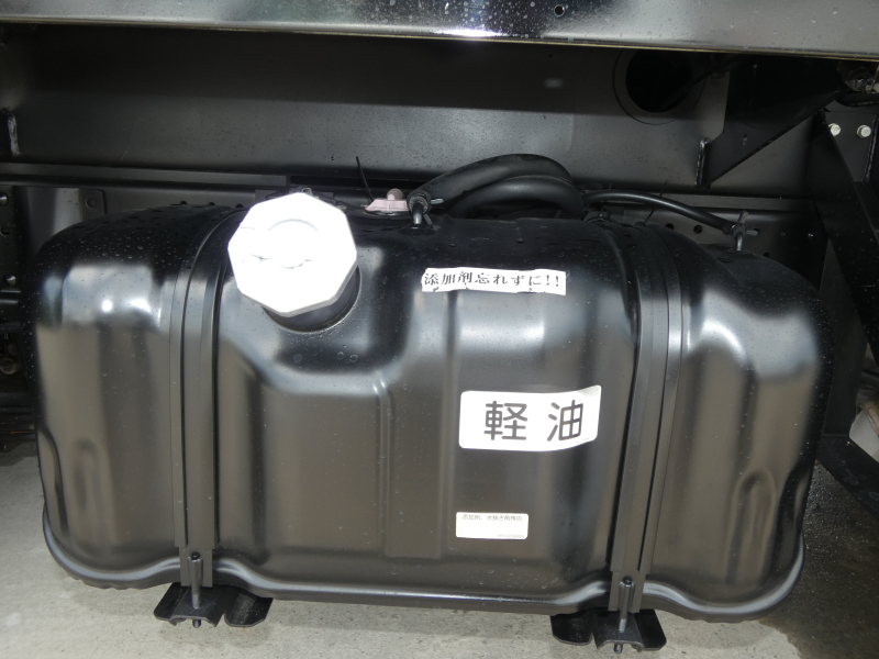 H30 高所作業車　マニュアル　電動ミラー　バックカメラ　260609|中古トラックの販売・買取・査定のアイナビ