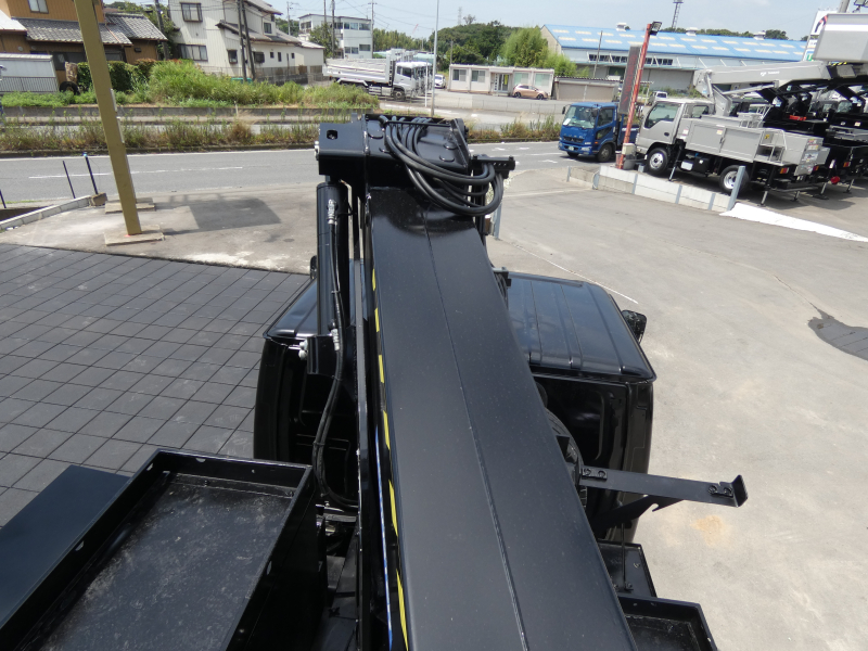 H30 高所作業車　マニュアル　電動ミラー　バックカメラ　260609|中古トラックの販売・買取・査定のアイナビ