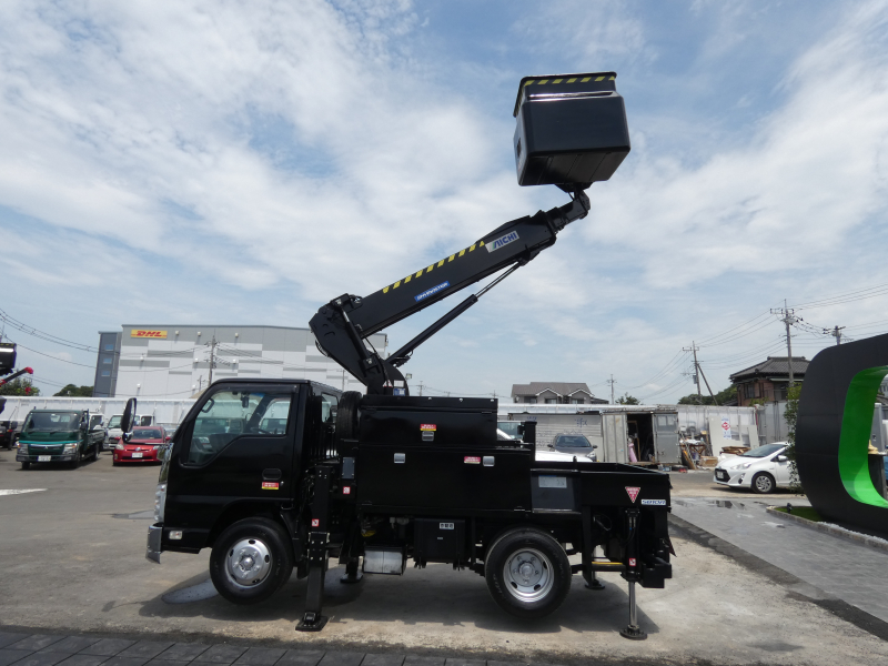 H30 高所作業車　マニュアル　電動ミラー　バックカメラ　260609|中古トラックの販売・買取・査定のアイナビ