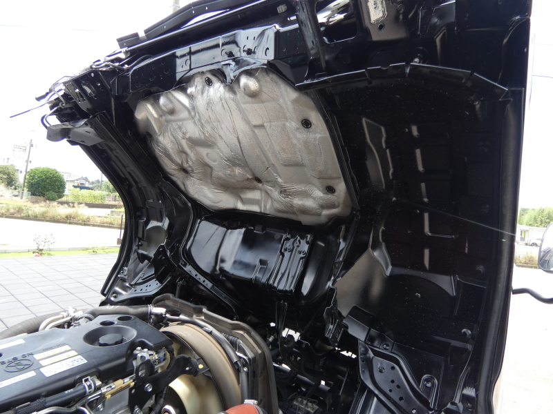 H30 高所作業車　マニュアル　電動ミラー　バックカメラ　260609|中古トラックの販売・買取・査定のアイナビ