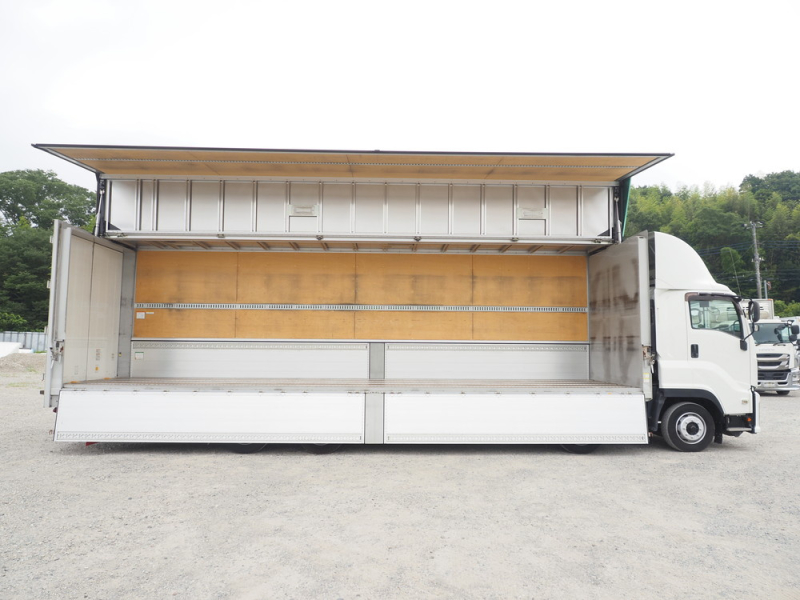 いすゞ ウイング車 ギガ|中古トラックの販売・買取・査定のアイナビ