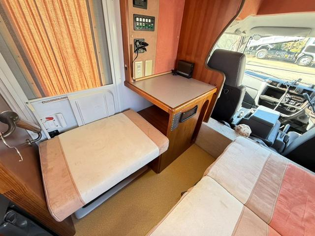 日産 特殊車両|中古トラックの販売・買取・査定のアイナビ