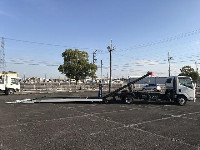 いすゞ 特殊車両|中古トラックの販売・買取・査定のアイナビ