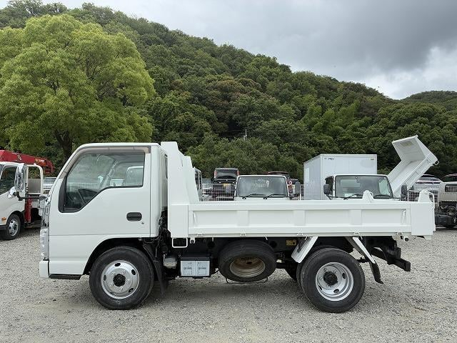 マツダ ダンプ|中古トラックの販売・買取・査定のアイナビ