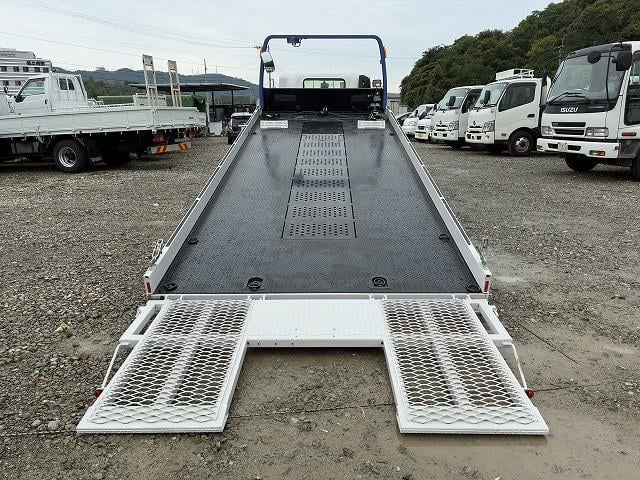 いすゞ 特殊車両|中古トラックの販売・買取・査定のアイナビ