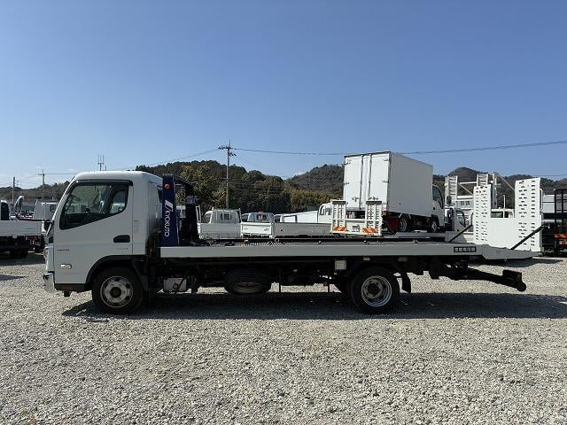 三菱ふそう 特殊車両 キャンター|中古トラックの販売・買取・査定のアイナビ
