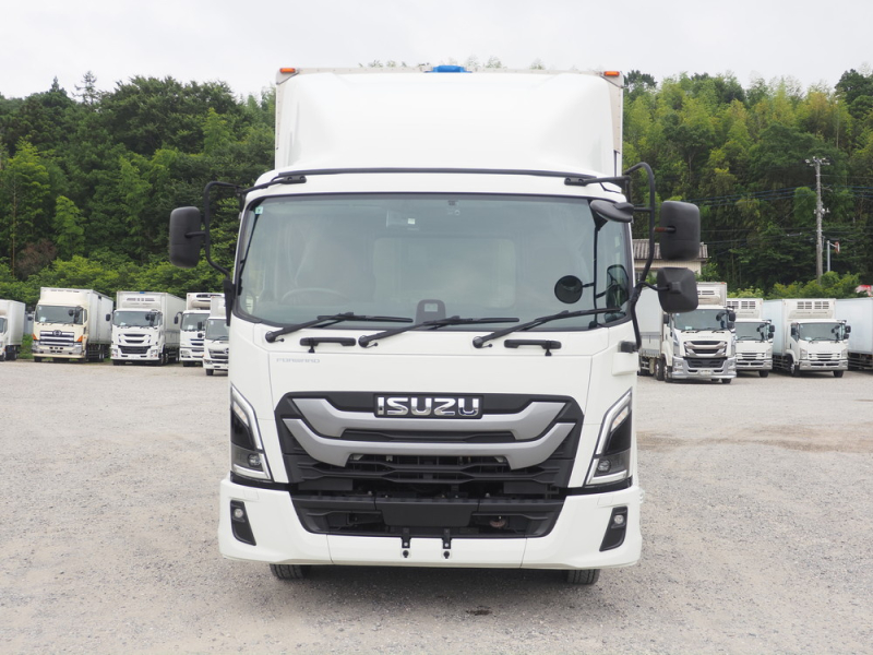 いすゞ ウイング車 フォワード|中古トラックの販売・買取・査定のアイナビ
