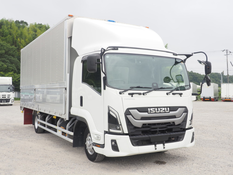 いすゞ ウイング車 フォワード|中古トラックの販売・買取・査定のアイナビ