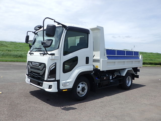 いすゞ令和7年式☆土砂ダンプ☆車検付き登録未使用車|中古トラックの販売・買取・査定のアイナビ