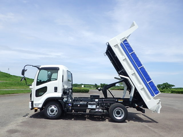 いすゞ令和7年式☆土砂ダンプ☆車検付き登録未使用車|中古トラックの販売・買取・査定のアイナビ