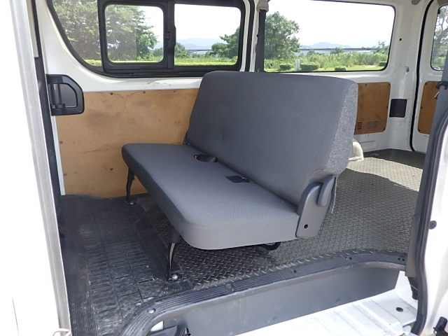 トヨタ平成30年式☆ハイエースバン☆一時抹消走行5万キロ台|中古トラックの販売・買取・査定のアイナビ