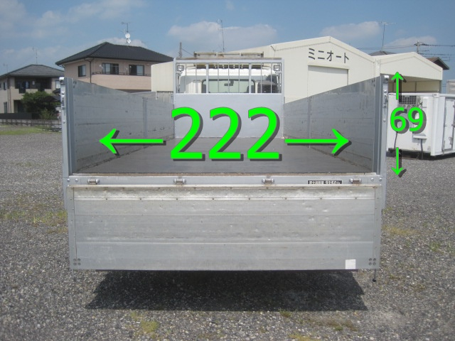 床鉄板 メッキ多数 アルミアオリ 寝台付  積載3250|中古トラックの販売・買取・査定のアイナビ