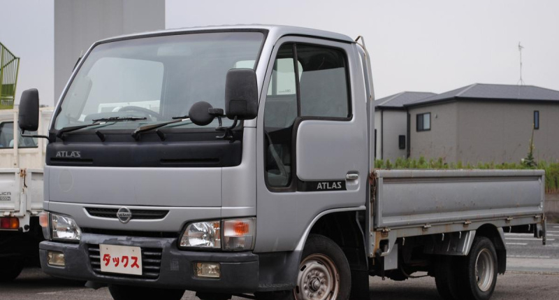 H18　アトラス　平ボディ　積載1.3t　9尺|中古トラックの販売・買取・査定のアイナビ